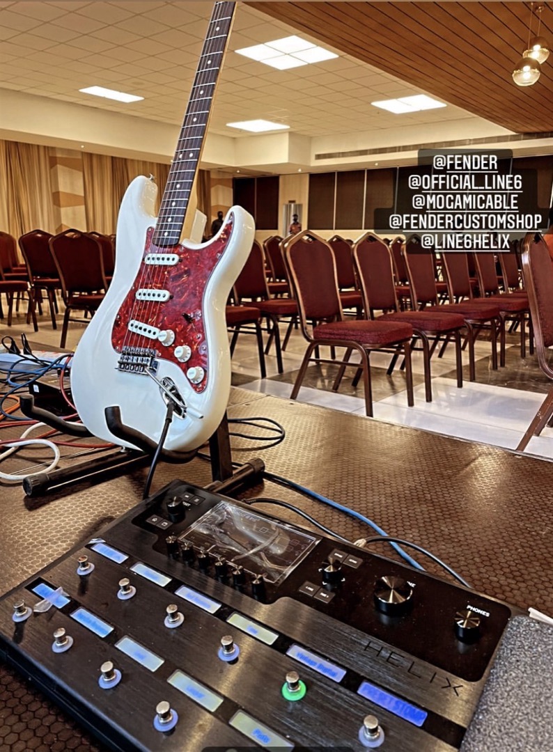 Fender MIM Strat x Helix