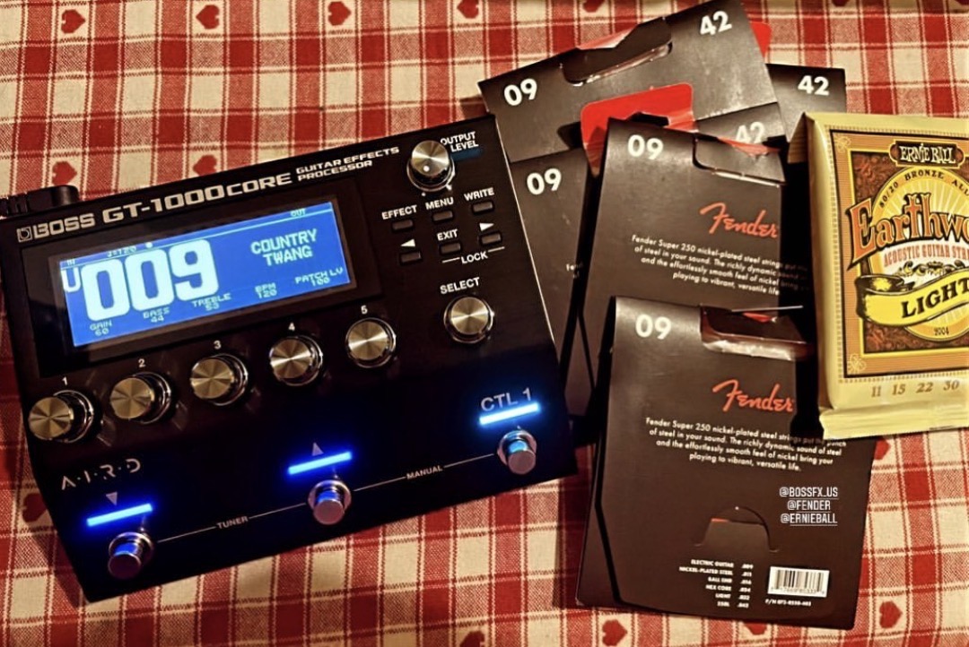 BOSS GT1000 Core
